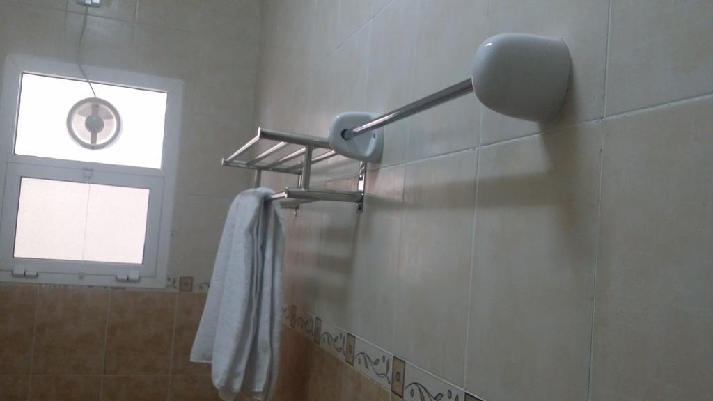 Al Afiah Corniche Hotel Apartment Сур Номер фото